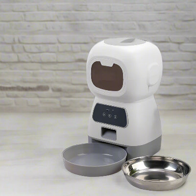 distributeur-de-croquettes-pour-chat-wifi