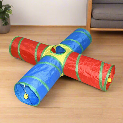 tunnel-_pour-chat-installé-dans-le-salon