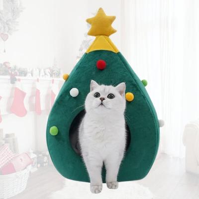 niche-pour-chat-sapin-chat-blanc